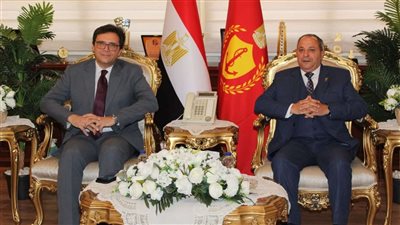 وزير الثقافة ومحافظ بورسعيد يناقشان خطة تطوير عدد من المنشآت الثقافية ودعم الفعاليات بالمحافظة