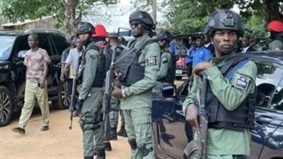 رئيس نيجيريا يعلن حالة طوارئ أمنية على مستوى البلاد