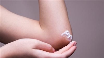 طرق العناية بالكوعين والركبتين فى الشتاء 