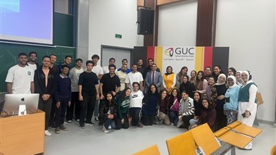 الجامعة الألمانية بالقاهرة تنظم برنامجا تدريبيا للطلاب مع البورصة المصرية