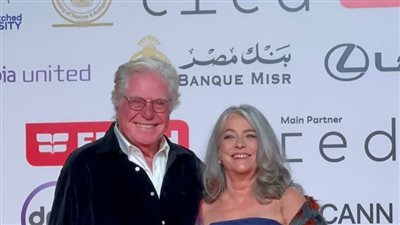 النجوم يتألقون على ريد كاربت 