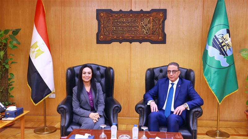 وزيرة التضامن ومحافظ