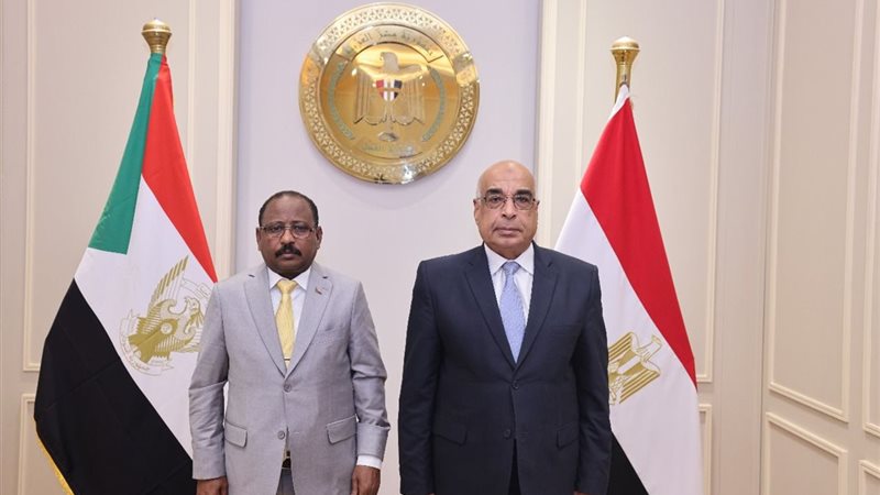 وزير العدل مع نظيره
