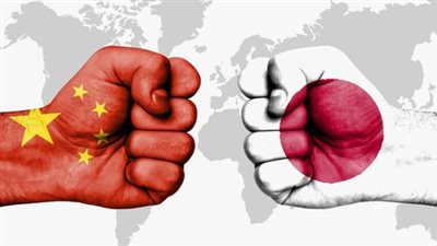 الصين تتهم رئيسة وزراء اليابان بإحياء الشياطين العسكرية