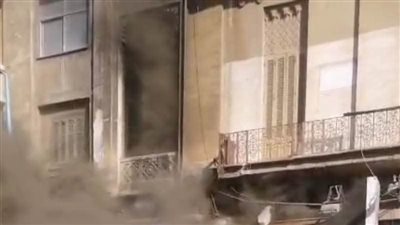 النيابة العامة تعاين موقع حريق الأكشاك بمنطقة المنشية في الإسكندرية 