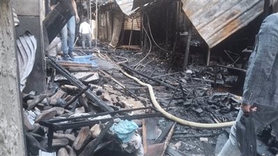 جهات التحقيق تكشف عن احتراق 12 محلا وباكية فى حريق المنشية بالإسكندرية 