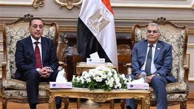 تفاصيل لقاء مدبولي ورئيس مجلس الشيوخ