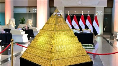 مدبولي يشهد مراسم توقيع اتفاقية وثيقة تسليم المضبوطات الذهبية للبنك المركزي (صور) 