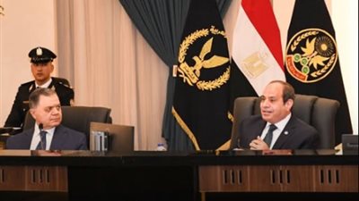 الرئيس السيسي: الشفافية والتخطيط المالي المتوازن هما مفتاح السيطرة على الديون