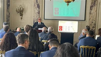 رئيس اقتصادية قناة السويس يبدأ جولته الترويجية بفرنسا لتعزيز التعاون في المجالات الصناعية