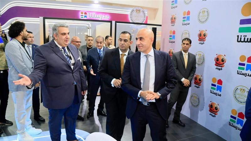 محمد عبد اللطيف وزير