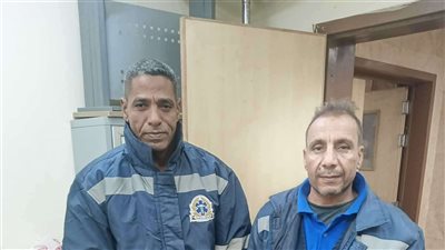 مُسعف وسائق يعثران على 50 ألف جنيه ومقتنيات ثمينة ويسلمانها للشرطة في قنا