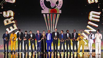 أخبار الرياضة اليوم: إعلان جوائز الكاف لعام 2025.. الأهلي يحصل على السعة الكاملة أمام شبيبة القبائل.. والزمالك يتعاقد مع أبناء محمد صبري