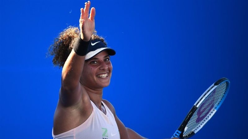 ميار شريف، فيتو