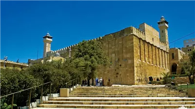 الإفتاء الفلسطينى يرفض مشروع قانون فرض السيادة الإسرائيلية على الحرم الإبراهيمي