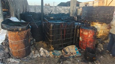 ضبط مصنع لإعادة تدوير زيوت طعام فاسدة بالغربية