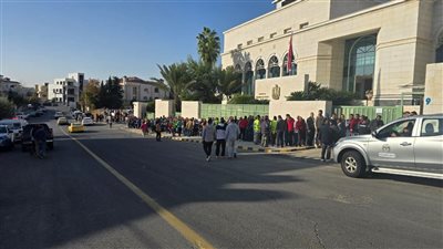 الجالية المصرية بالأردن تدلي بأصواتها في المرحلة الثانية من انتخابات البرلمان