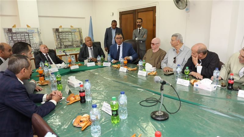 جانب من الاجتماع،
