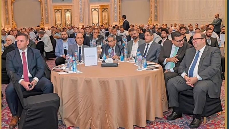 البترول تعقد ورشة