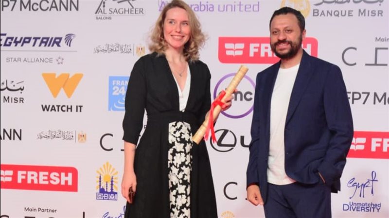 أبطال فيلم صديق صامت