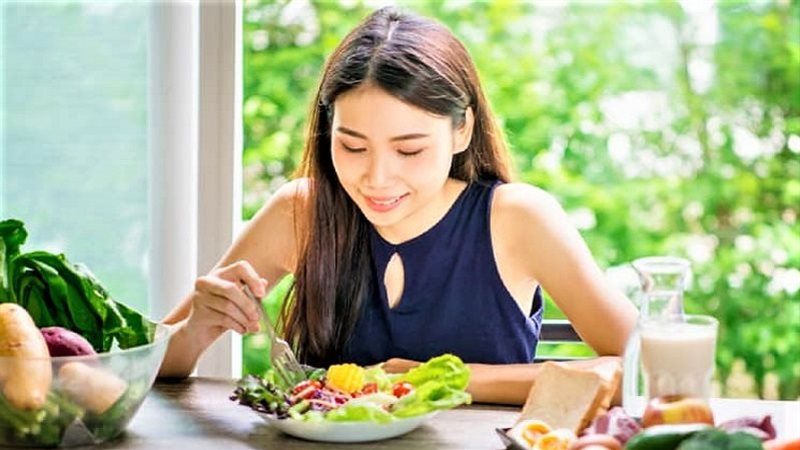 أطعمة تسكن ألم الأعصاب