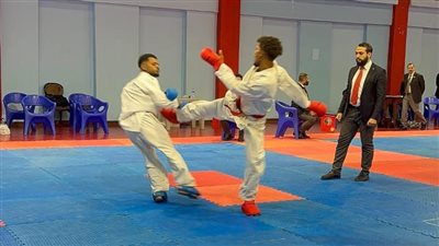 جامعة أسيوط التكنولوجية تحصد المركز الخامس في مسابقة الكاراتيه (صور)