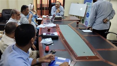 رئيس مياه القناة يتابع موقف المشروعات بمحافظة بورسعيد