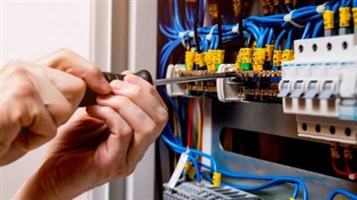 الحبس والغرامة مليون جنيه، عقوبات جديدة لمواجهة سرقة التيار الكهربائي