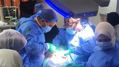 فريق طبي بجامعة أسيوط ينجح في إنقاذ حياة سيدة حامل مصابة بورم بالغدة النخامية