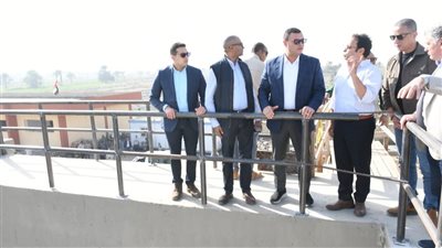 وزير الإسكان ومحافظ الفيوم يتفقدان توسعات محطة معالجة كحك