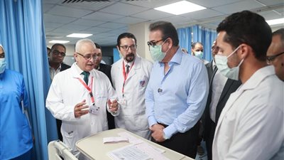 وزير الصحة يفتتح تطوير الاستقبال والطوارئ بمعهد القلب