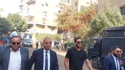 8 مشاهد في محاكمة رمضان صبحي بتهمة التزوير.. إيداعه قفص الاتهام خلال الجلسة.. الدفاع يقدم طلبات.. حبس اللاعب وترحيله للسجن لحين الفصل في القضية (فيديو وصور) 