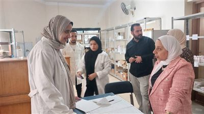 وكيل صحة الإسماعيلية تتفقد وحدة رعاية الطفل بالتل الكبير (صور)