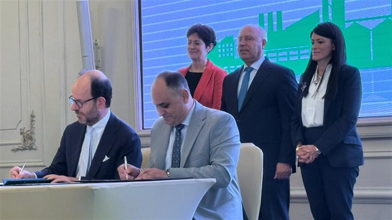إطلاق مشروع الصناعة