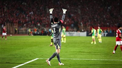 محمد الشناوي يجري أشعة اليوم للاطمئنان على إصابته 