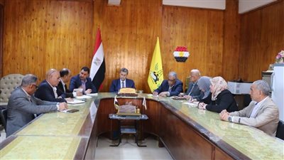 وكيل تعليم شمال سيناء يعقد اجتماعا لمتابعة الاستعدادات لامتحانات الشهادة الإعدادية