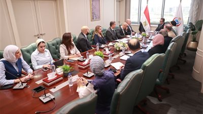 وزير الصحة يبحث جهود توطين تكنولوجيا الأجهزة الطبية وتطوير الخدمات التشخيصية