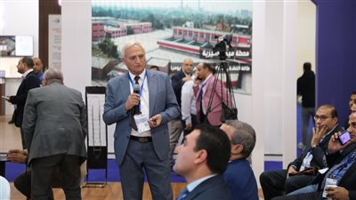 الإسكان تناقش اقتصاديات مشروعات تحلية المياه