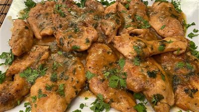 طريقة عمل الفراخ المشوية بالزبدة والثوم بمذاق لا يقاوم 