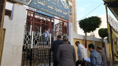 محافظ الدقهلية يتفقد استعدادات مقرات اللجان الانتخابية 