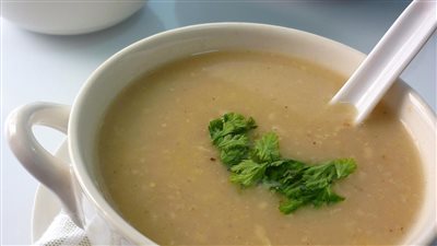 شوربة كريمة صحية بدون كريمة، وجبة خفيفة ومشبعة ولذيذة