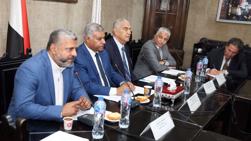 جانب من الاجتماع،