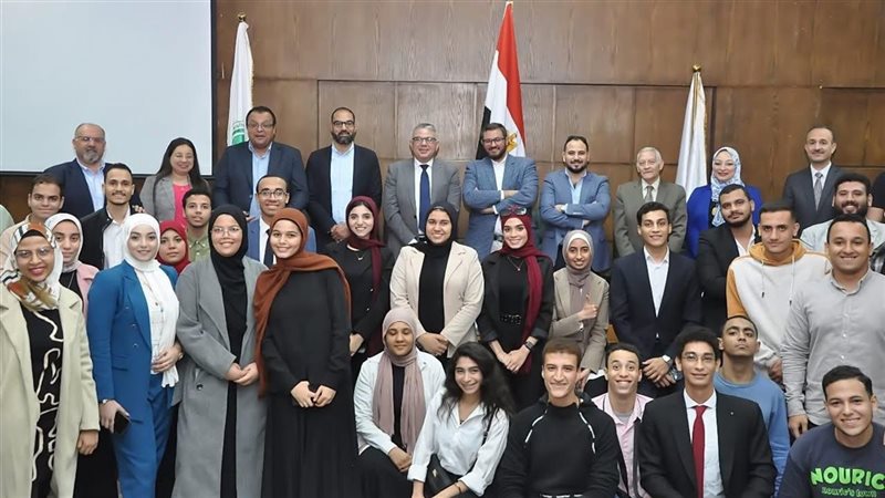 جامعة عين شمس 
