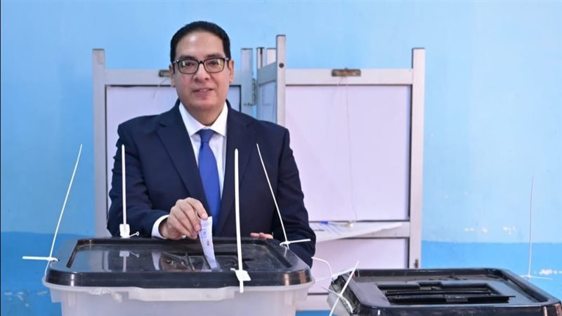 رئيس جامعة القاهرة
