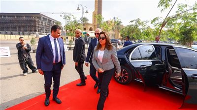 انتخابات مجلس النواب 2025، وزيرة التنمية المحلية تدلي بصوتها في لجنة مدينتي (صور)