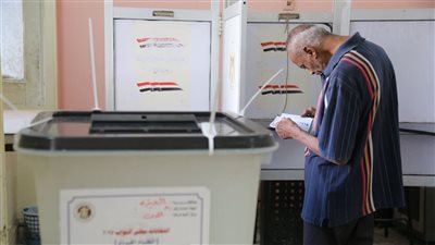 بعد انتهاء التصويت، إجراءات فرز الأصوات داخل اللجان الفرعية بالمرحلة الثانية لانتخابات مجلس النوب 