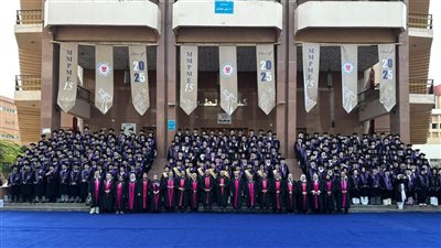 رئيس جامعة المنصورة: مهنة الطب تتطلب التعلم المستمر