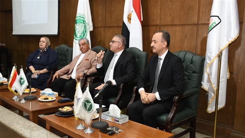 جامعة عين شمس 