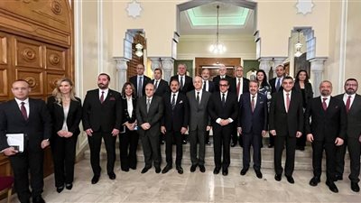  وزير الصحة يبحث إنشاء مستشفيات ذكية ومراكز طب «عن بُعد» مع وفد تركي