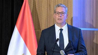  وزير البترول يشيد بالتعاون مع شركة إيني والتوسع في عمليات الإنتاج